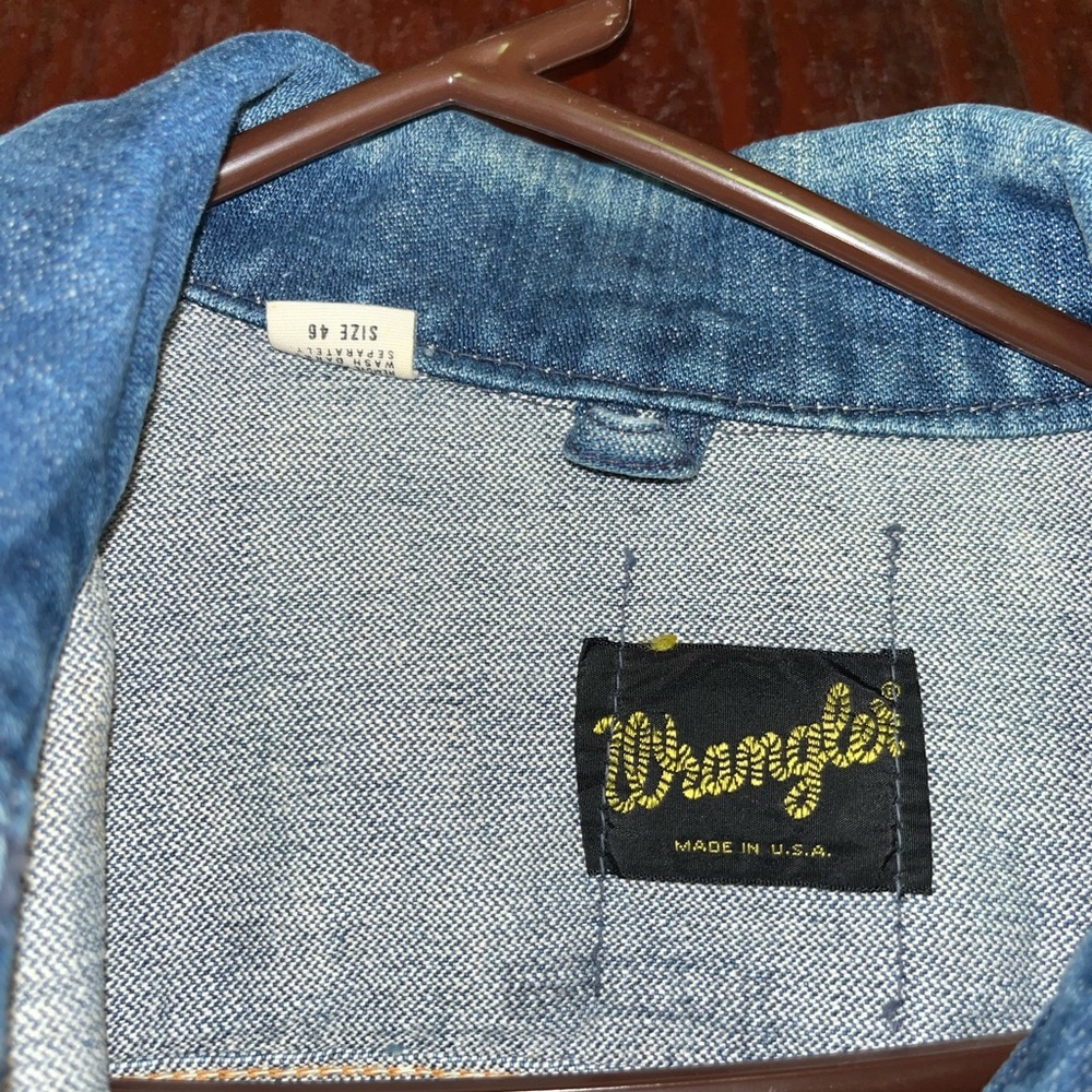 Wrangler Jacket - Picture 2 of 2